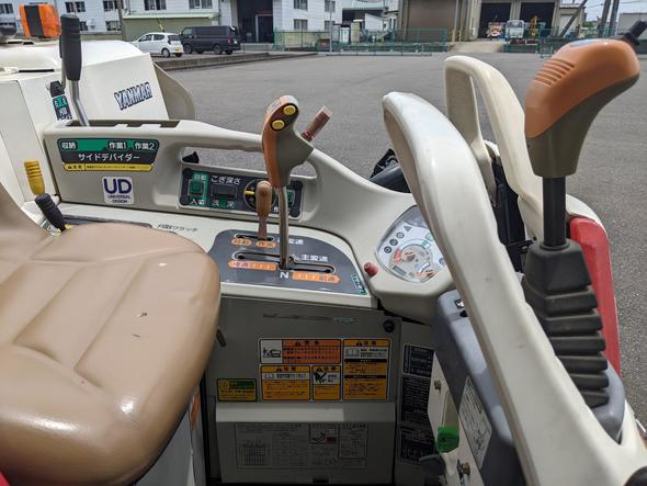 ヤンマーコンバイン AJ216H | JA全農 岐阜県本部